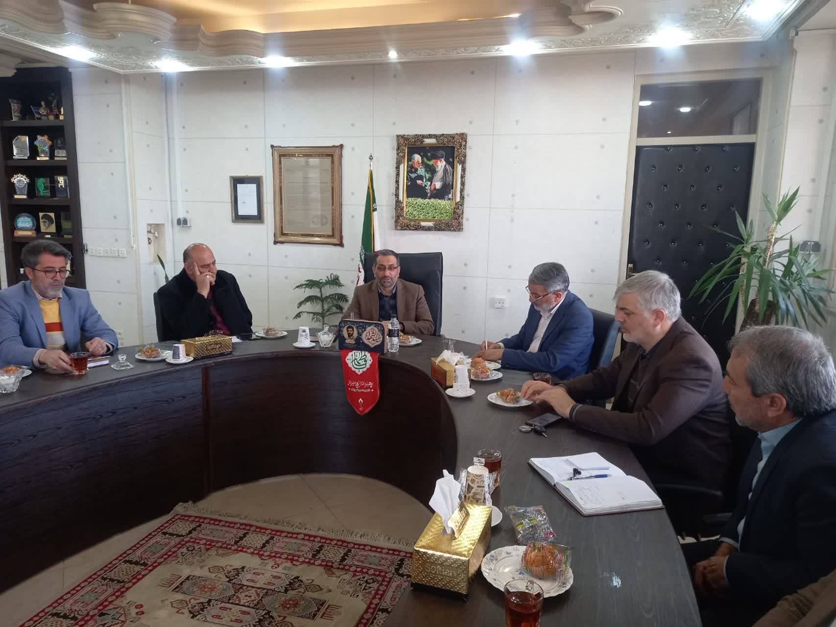 دکتر مصطفی معینی در دیدار با فرماندار کاشان